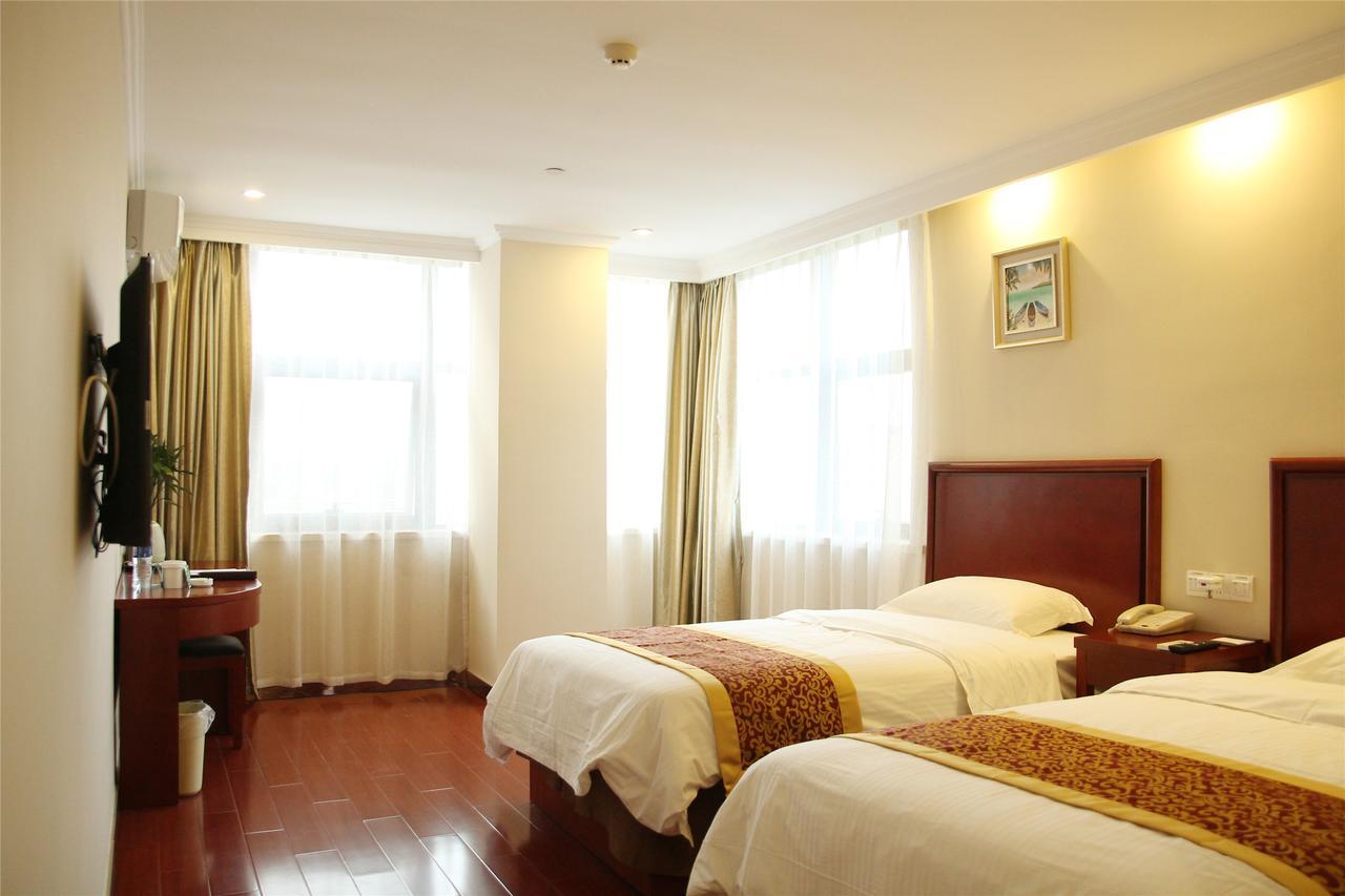 Shells Hanzhong City High Railway Station Renmin Road Hotel Exterior photo