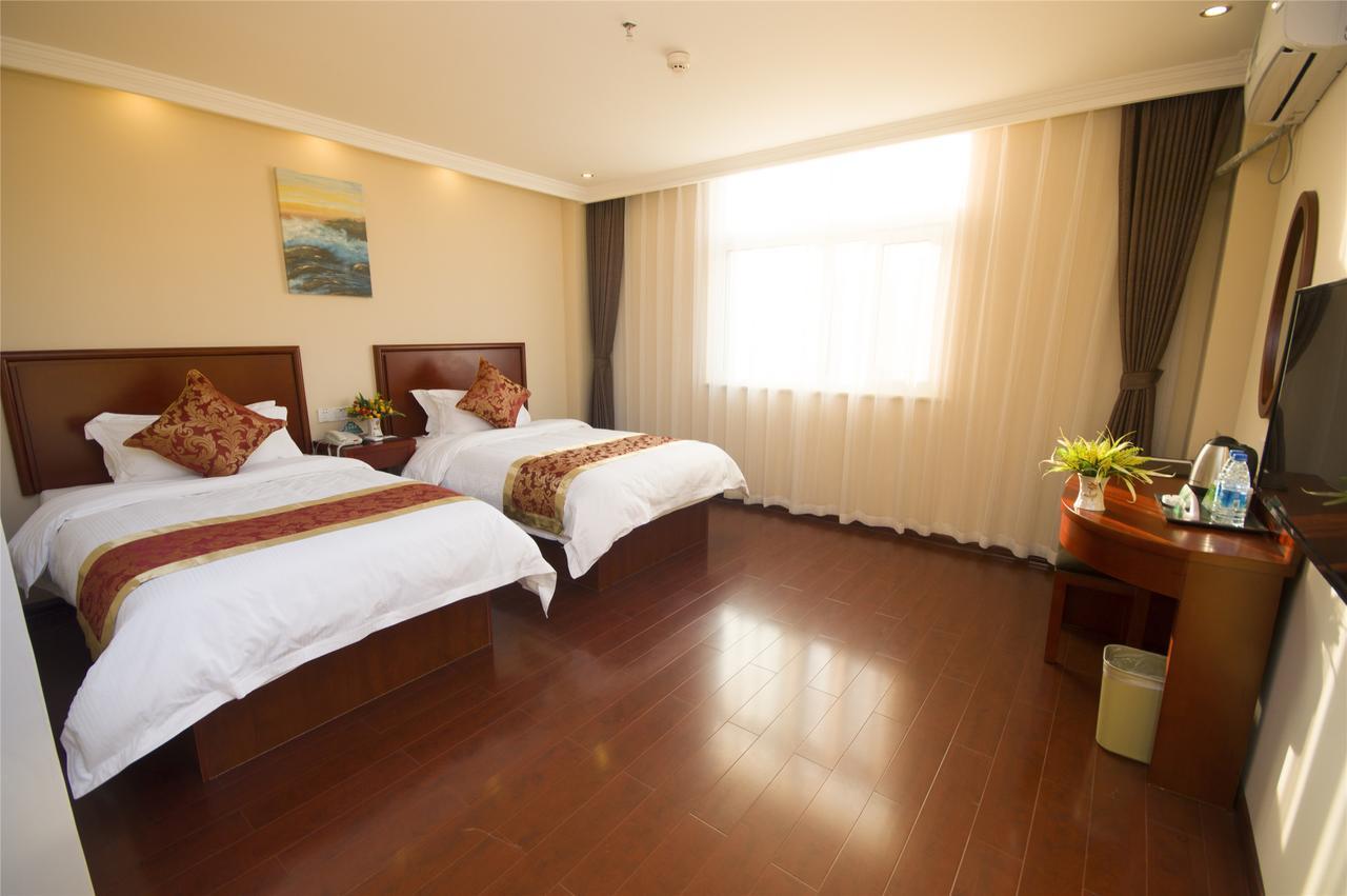 Shells Hanzhong City High Railway Station Renmin Road Hotel Exterior photo